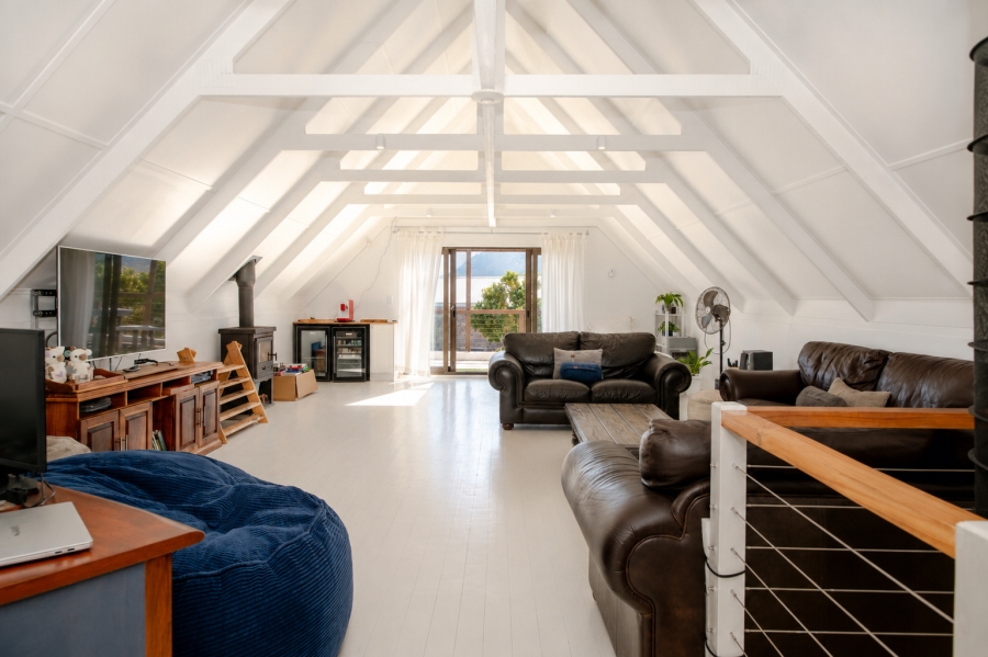 4 Bedroom Property for Sale in Pringle Bay Western Cape